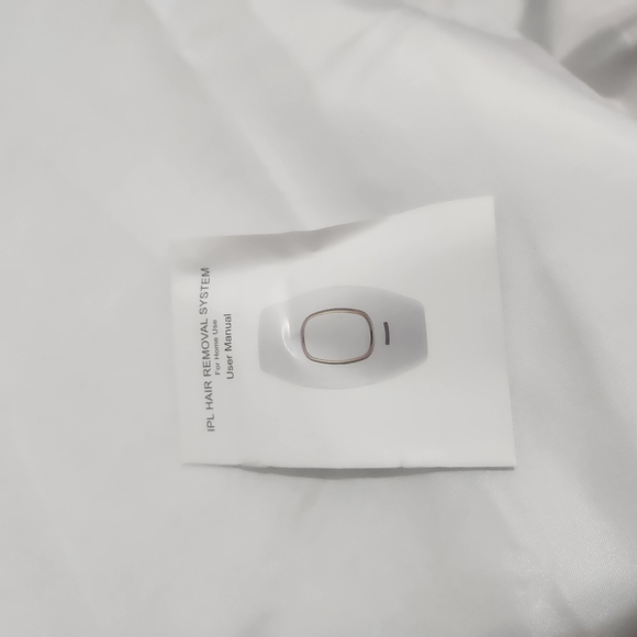 Pink Electronic Device with Accessories - Picture 2 of 7